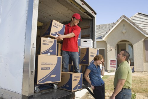 Local movers navigating access challenges in a Mayfair street