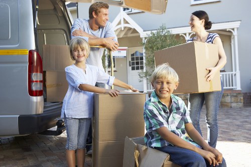 Efficient moving assistance for Mayfair properties
